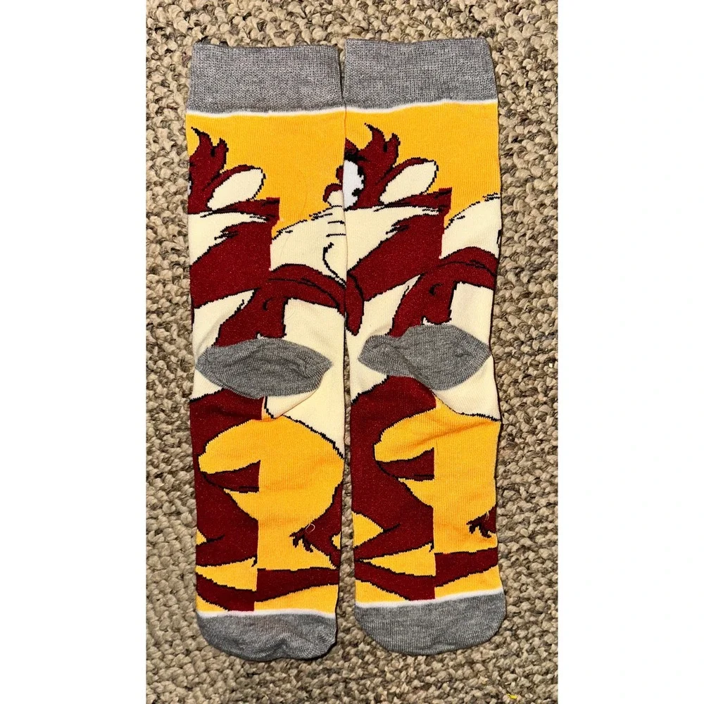 Looney Tunes Tasmanian Devil  Crew Socks Yellow Grey‎ Adult size 9-12 NEW